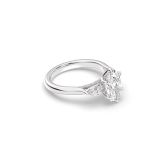 Monaco 3 Stone, Oval Cut