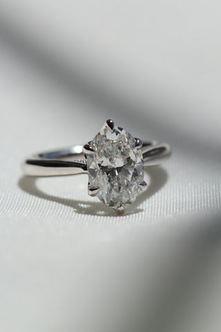 Monaco Oval Solitaire