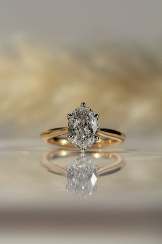 Monaco Oval Solitaire