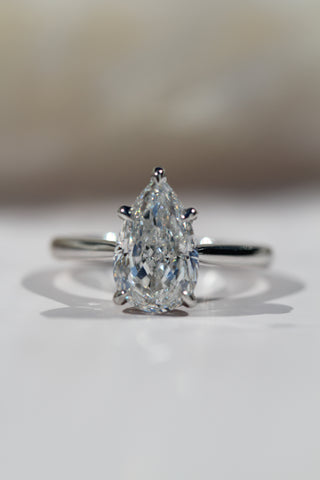 Budapest Ring, Pear Cut