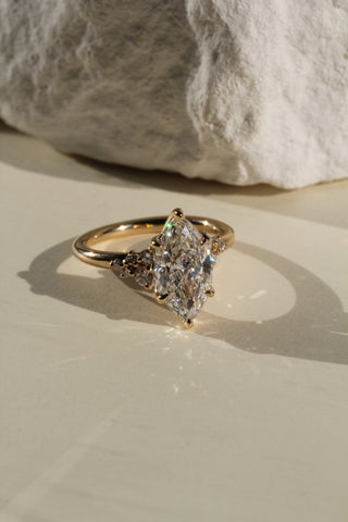 Montreal Ring, Marquise Cut