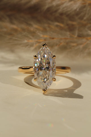 Porto Solitaire, Marquise Cut