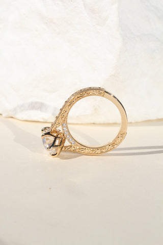 Florence, Oval Cut