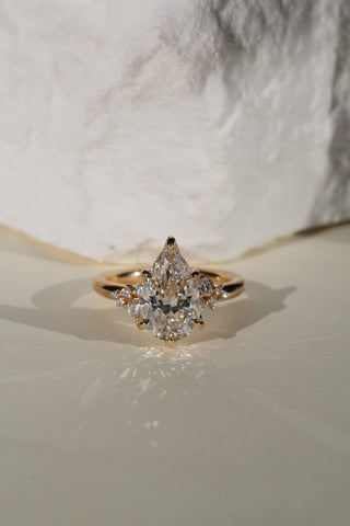 Montreal Ring, Pear Cut