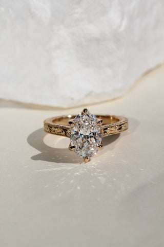 The Amalfi, Oval Cut