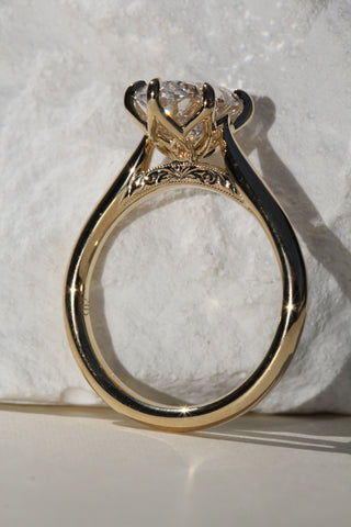 Secret Garden, Oval Cut