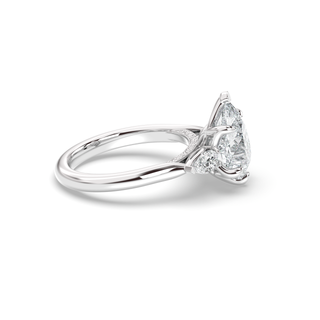 Monaco 3 Stone Pear